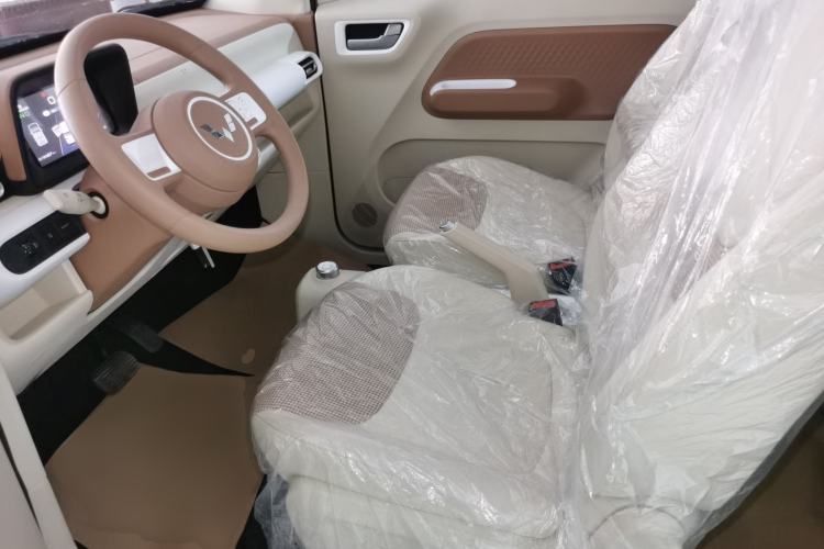 Used Wuling Hongguang MINIEV 2024 3rd Generation 215km Youth Edition
