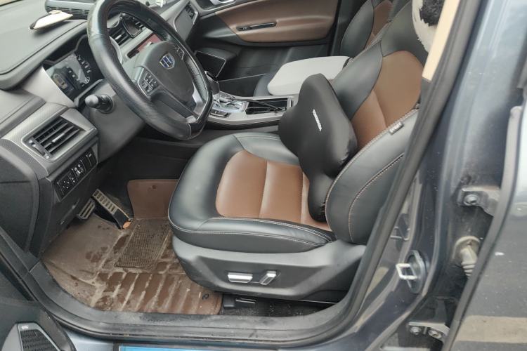 Used Geely Auto Emgrand GS 2017 Sport Edition 1.3T Automatic Smart Connectivity Model Left Front Seat