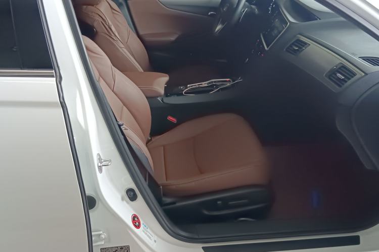 Used Honda Spirior 2017 Hybrid 2.0L Pure Drive Edition
