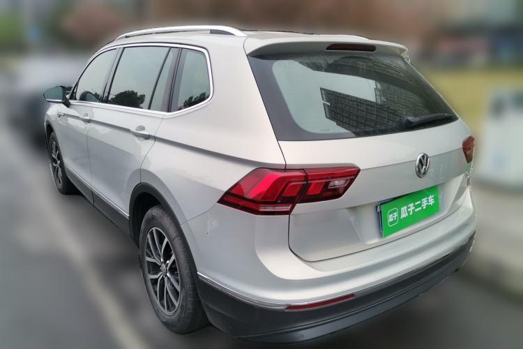 Used Volkswagen Tiguan L 2017 330TSI Automatic Two-Wheel Drive Comfort Edition Rear Left 45 Deg