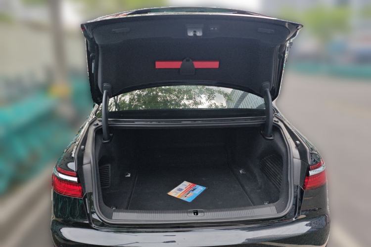 Used Audi A8 2018 A8L 55 TFSI quattro Launch Edition Elite Model Trunk