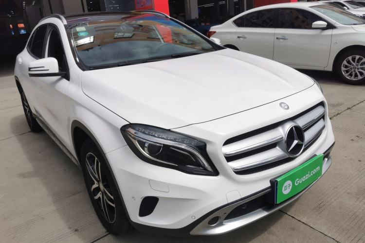 Used Mercedes-Benz GLA 2016 GLA 200 Fashion Model Exterior 1