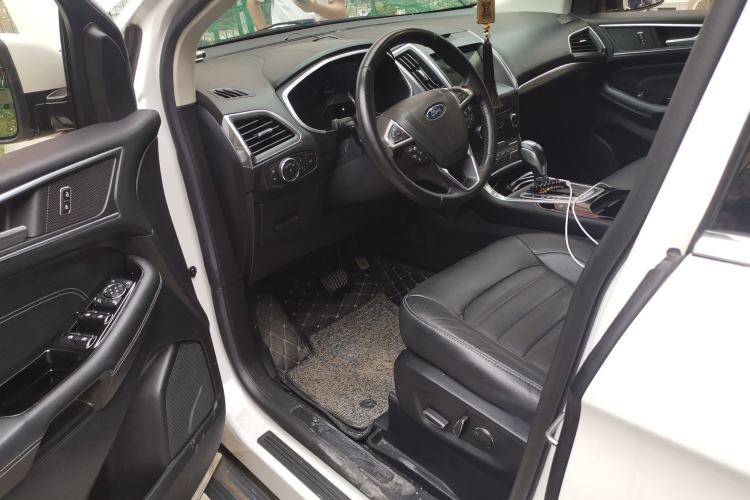 Used Ford Edge 2018 EcoBoost 245 Two-Wheel-Drive Titanium 7-Seater China V Standard