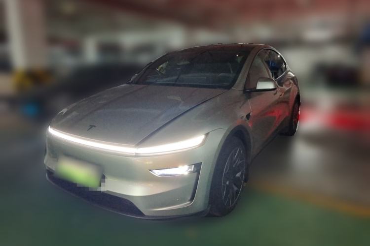 Used Tesla Model Y L 2025 Model Long-Range All-Wheel-Drive Version