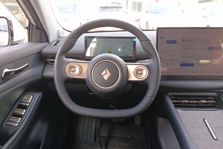 Used Baojun Yunhai 2024 600km Pure Electric Version Steering Wheel