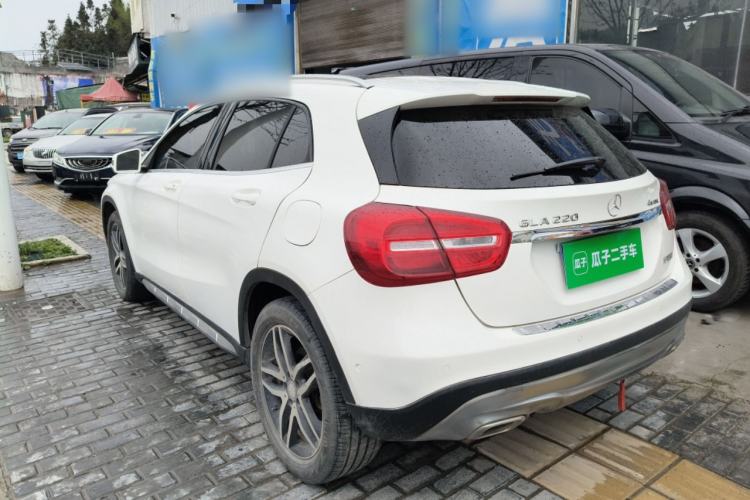 Used Mercedes-Benz GLA 2016 GLA 220 4MATIC Fashion Edition Rear Left 45 Deg