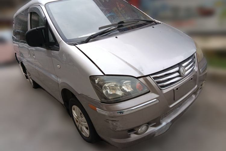 Used FORTHING Lingzhi 2015 V3 1.5L 7-Seater Luxury Model
