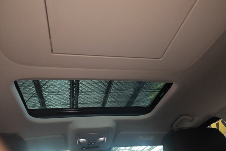 Used Tank 400 New Energy 2026 Model—Hi4-T Smart Enjoyment Version Headliner