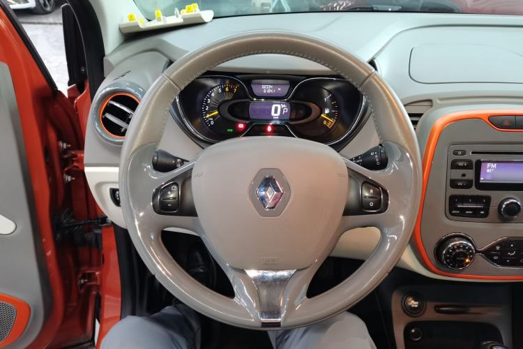 Used Renault Captur 2015 1.2T Automatic Comfort Edition
