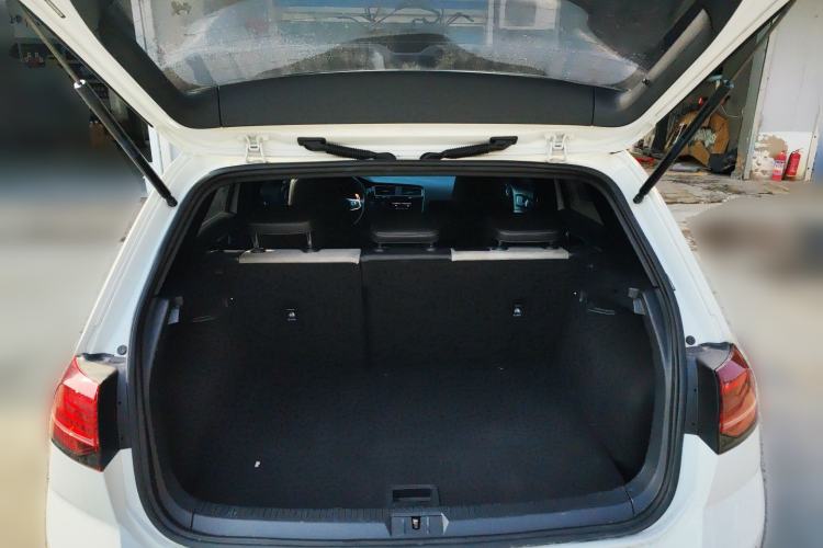 Used Volkswagen Golf 2019 280TSI DSG R-Line China VI Standard Trunk