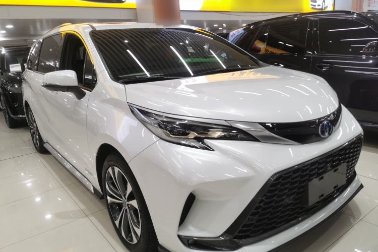 Used Toyota Granvia 2023 2.5L Hybrid Flagship VIP Edition