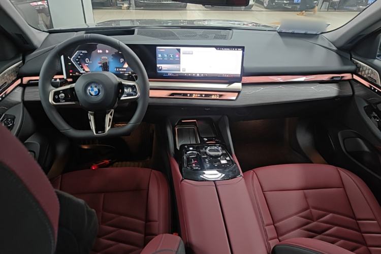 Used BMW 5 Series 2026 Facelift Model 530Li Luxury Edition M Sport Package