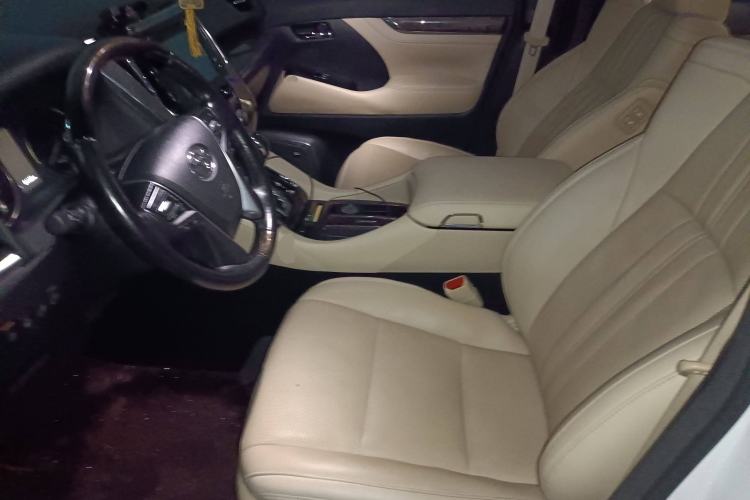 Used Toyota Alphard 2019 Dual-Engine 2.5L Prestige Edition
