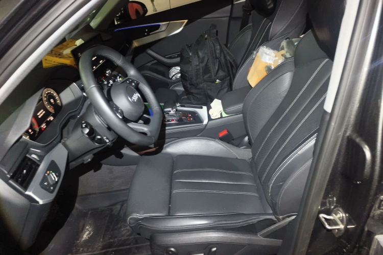 Used Audi A4L 2022 40 TFSI Luxury Dynamic Model
