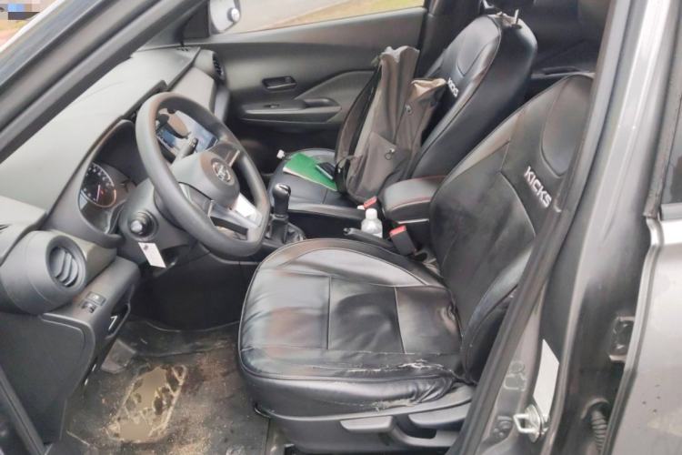 Used Nissan Kicks 2017 1.5L Manual Cool Dynamic Edition
