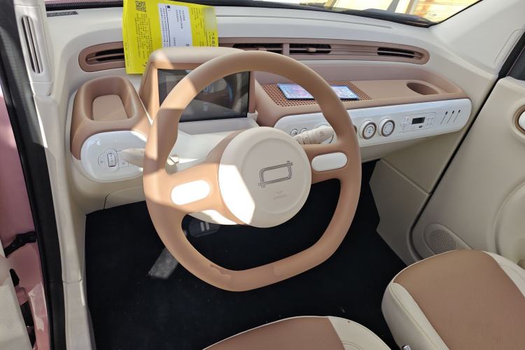 Used Bestune Pony 2026 222km Colorful Horse
