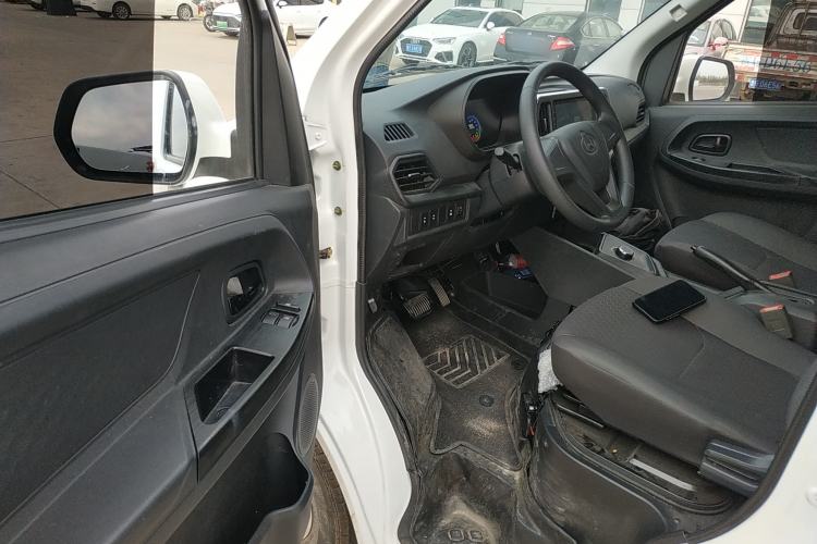 Used CHANGAN KAICHENG Ruixing EM80 2025 Model Commercial Version Standard 2-Seater 300 km Liftgate Driver Seat