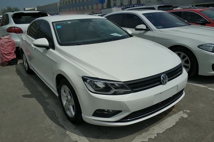 Used Volkswagen Lamando 2015 230TSI DSG Fashion Edition
