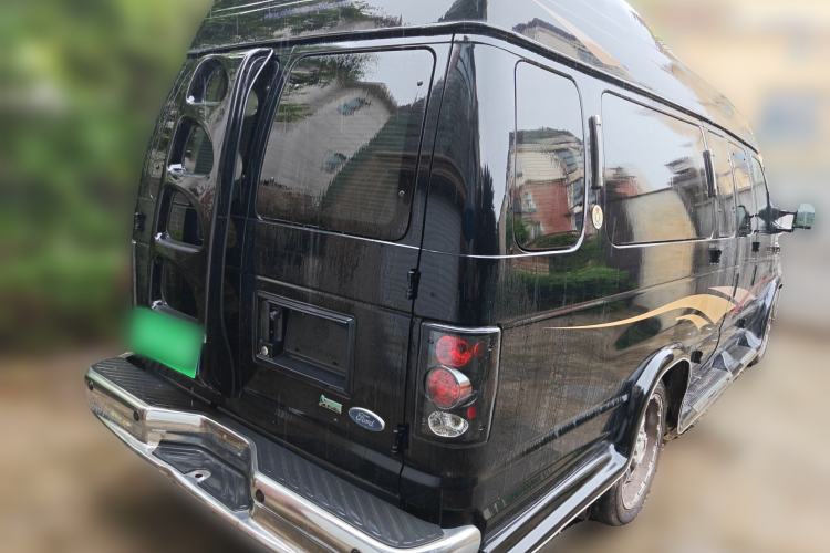 Used Ford E350 