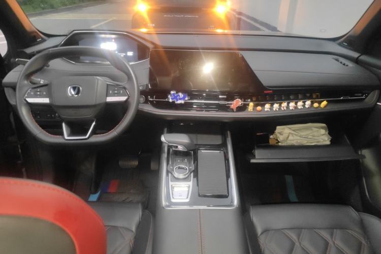 Used CHANGAN CS55PLUS 2024 3rd Generation 1.5T DCT Prestige Model Center Console