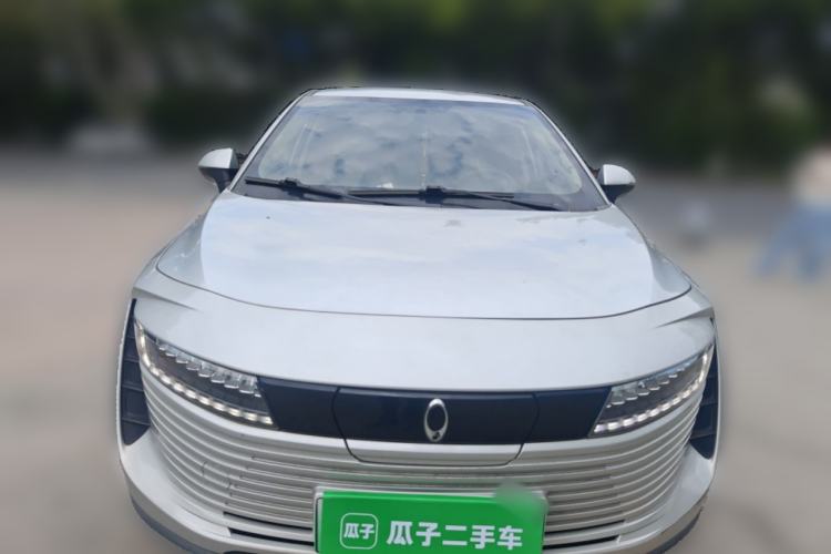 Used ORA iQ 2018 High-Range Version Smart Connectivity Model
