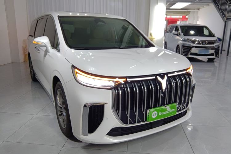Used VOYAH Dream 2024 PHEV Ultra-Long Range Flagship Edition
