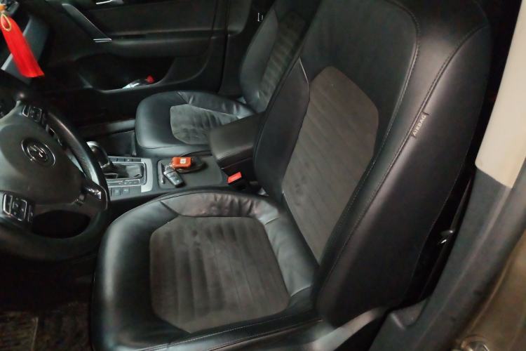 Used Volkswagen Magotan 2013 1.8TSI Luxury Model Left Front Seat