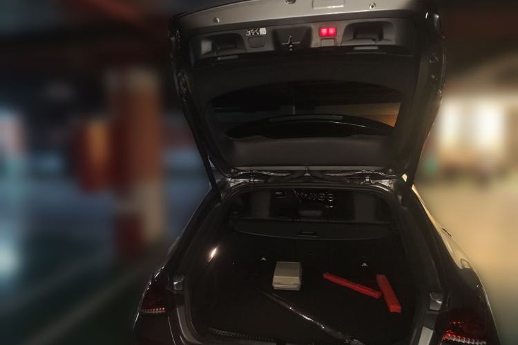 Used Mercedes-Benz CLA 2023 CLA 200 Shooting Brake Trunk