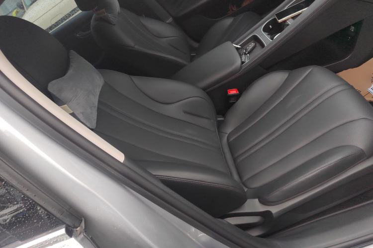 Used Roewe D7 2025 DMH 125km World Champion Edition
