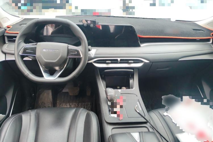 Used Venucia V 2021 260T Idol Edition
