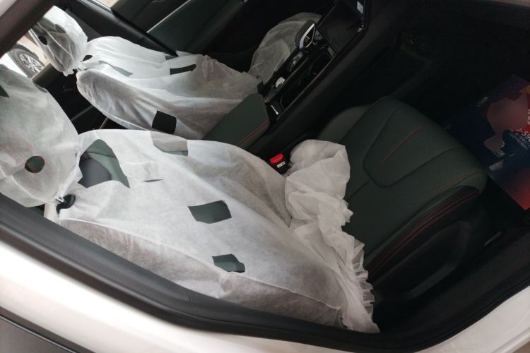 Used Geely Auto Emgrand X7 Sport 2024 1.5TD Smart Connect+