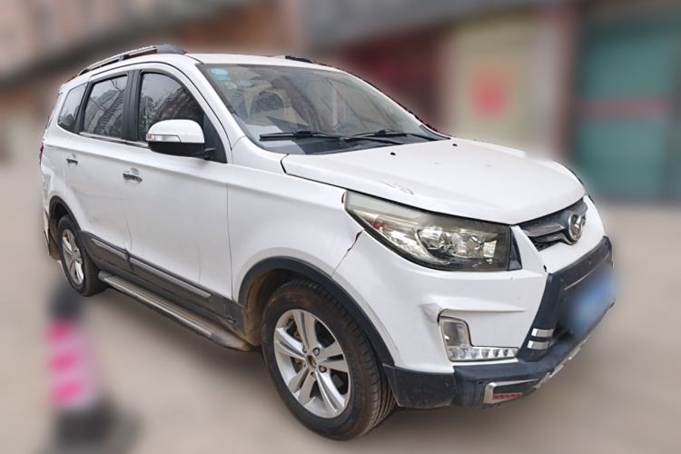 Used HYOSOW S3 2015 1.5L Luxury Model China V Standard
