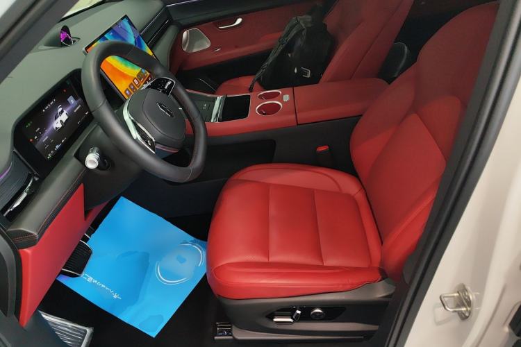 Used Hima AITO M5 2025 Extended-Range Ultra Rear-Wheel-Drive Version Left Front Seat