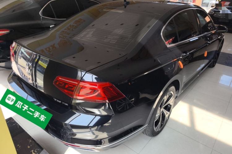 Used Volkswagen Magotan 2020 330TSI DSG Luxury Edition Rear Right 45 Deg