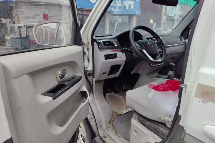 Used Jinbei New Hiace X30L 2018 1.5L Box Truck Wealth Edition DLCG14 Driver Seat