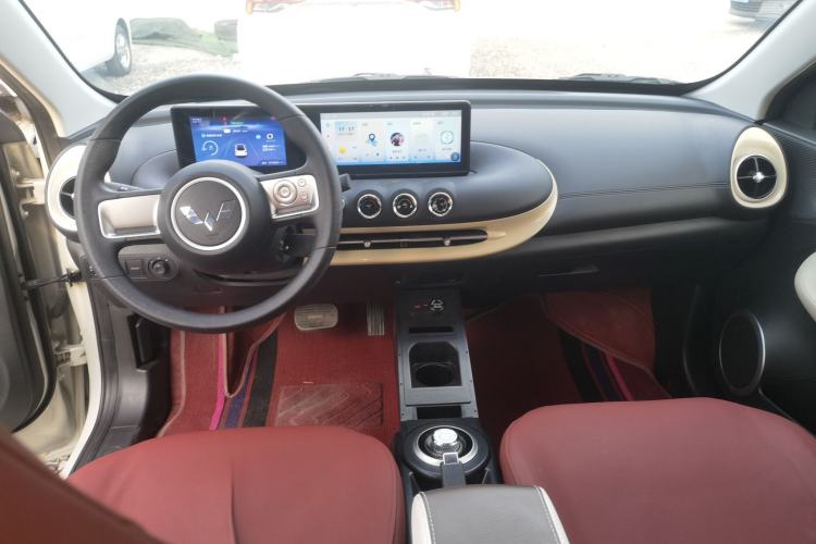 Used Wuling Bingo 2023 333 km Fast-Share Version Center Console