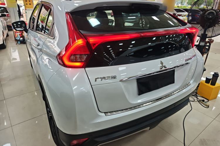 Used Mitsubishi Eclipse Cross 2019 1.5T CVT Two-Wheel Drive Dream Edition China VI Standard
