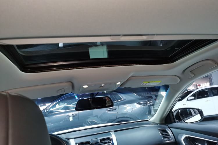 Used Nissan Teana 2016 Revised Version 2.0L XL Comfort Edition Headliner