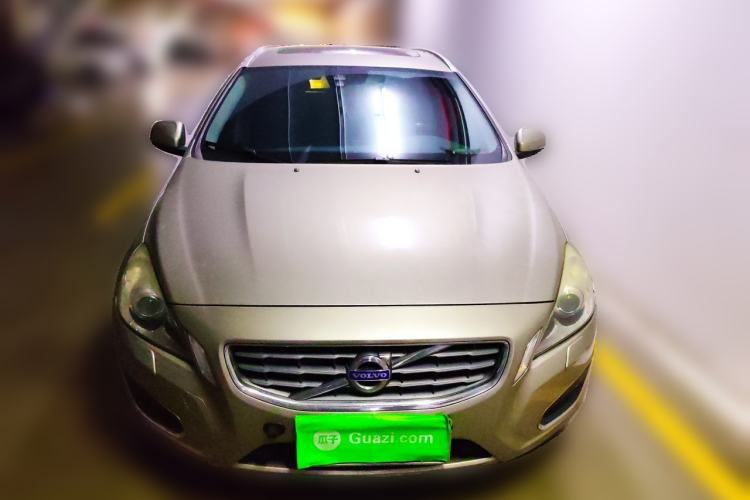 Used Volvo V60 2013 T5 Zhiya Edition
