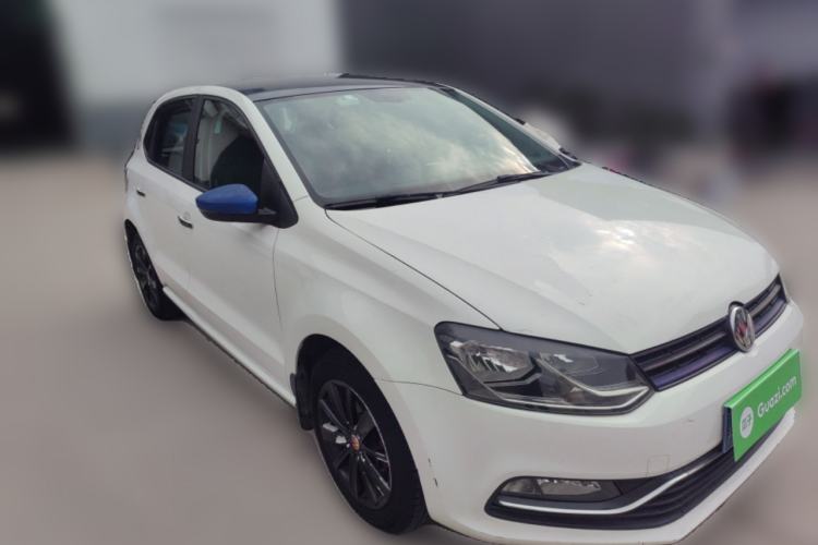 Used Volkswagen Polo 2014 1.6L Manual Comfort Edition Front Right 45 Deg