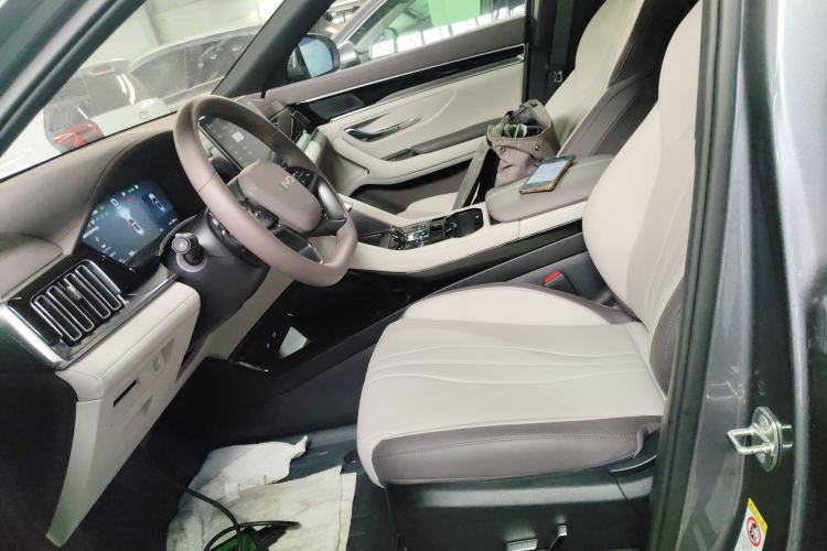 Used BYD Song PLUS New Energy 2025 EV Intelligent Driving Edition 520km Luxury Model