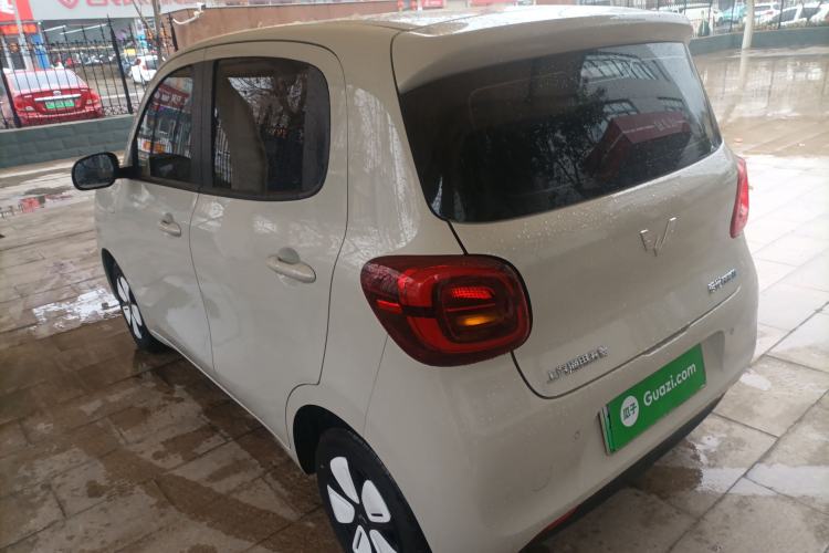 Used Wuling Hongguang MINIEV 2025 Four-Door Version Advanced Edition
