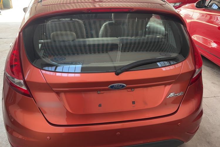 Used Ford Fiesta 2011 Hatchback 1.5L Automatic Fashion Edition
