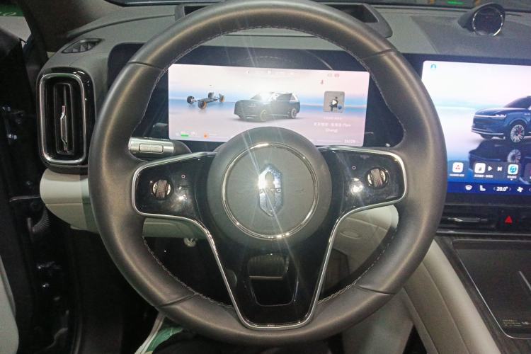 Used Hima AITO M9 2024 Range-Extended Max Edition 42 kWh 6-Seater Version Steering Wheel