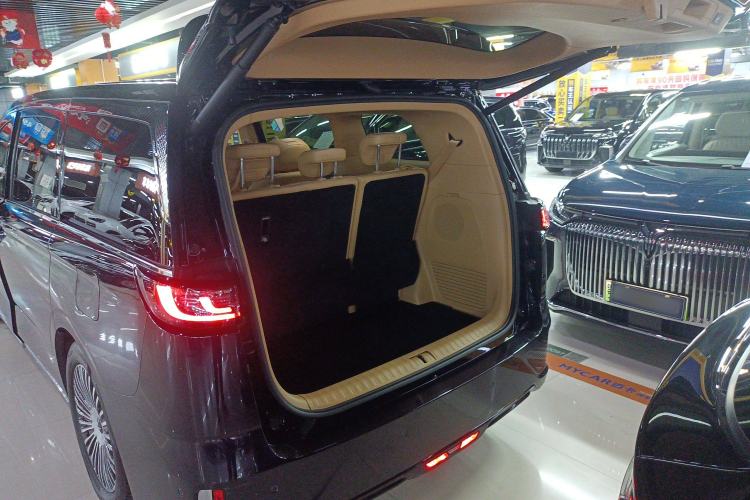 Used VOYAH Dream 2025 PHEV Four-Wheel-Drive Flagship Kunpeng Edition
