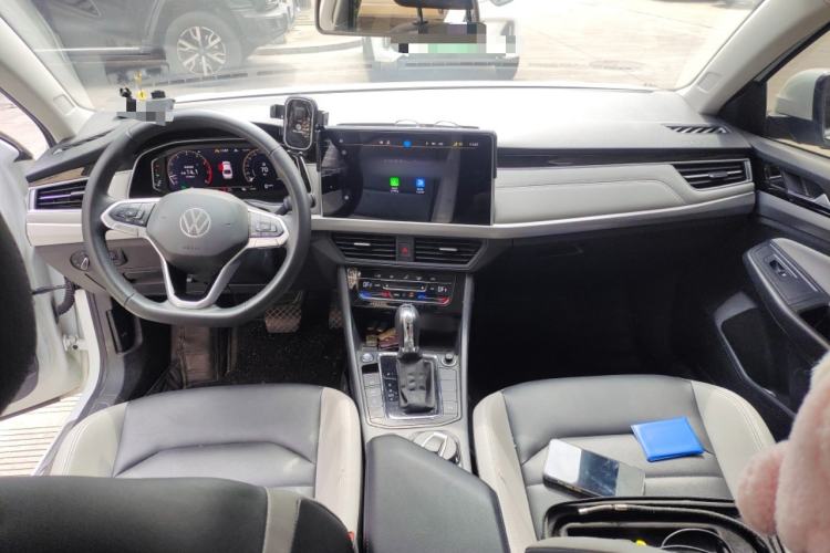 Used Volkswagen Bora 2023 300TSI DSG Prestige Edition