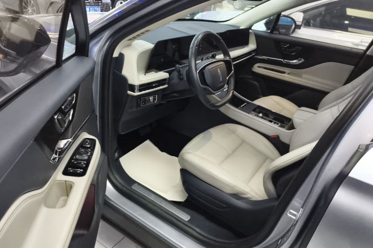 Used Lincoln Corsair 2023 2.0T Two-Wheel Drive Luxury Edition Driver Seat