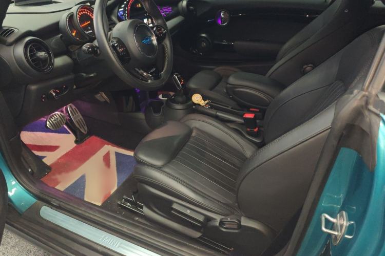 Used MINI MINI 2019 1.5T COOPER CABRIO Artist
