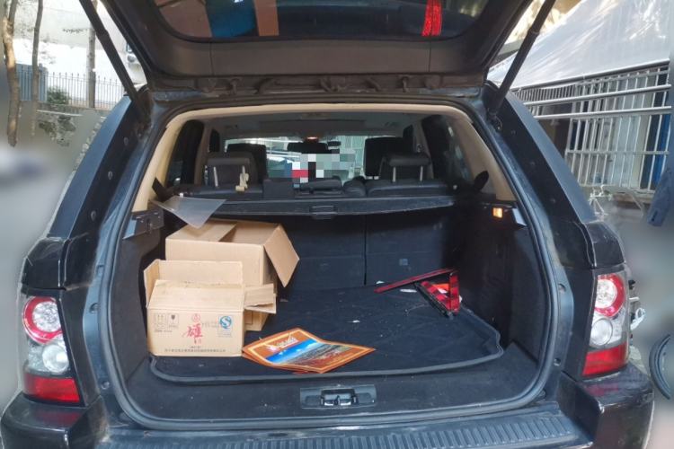 Used Land Rover Range Sport 2011 3.0 TDV6 Diesel Version Trunk