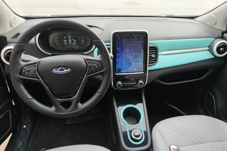 Used Chery QQ Little Ant 2021 200 000-Yuan Ant Fan Edition Talent Version Lithium Iron Phosphate 301 km Center Console